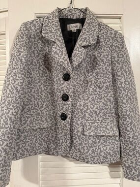 Le Suit Light Gray Patterned Button Blazer